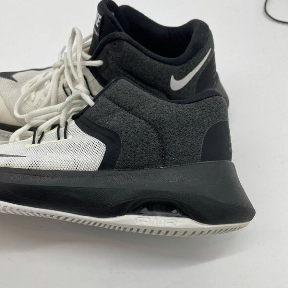 Like New Nike Air men’s Versatile II white grey - Picture 6 of 16